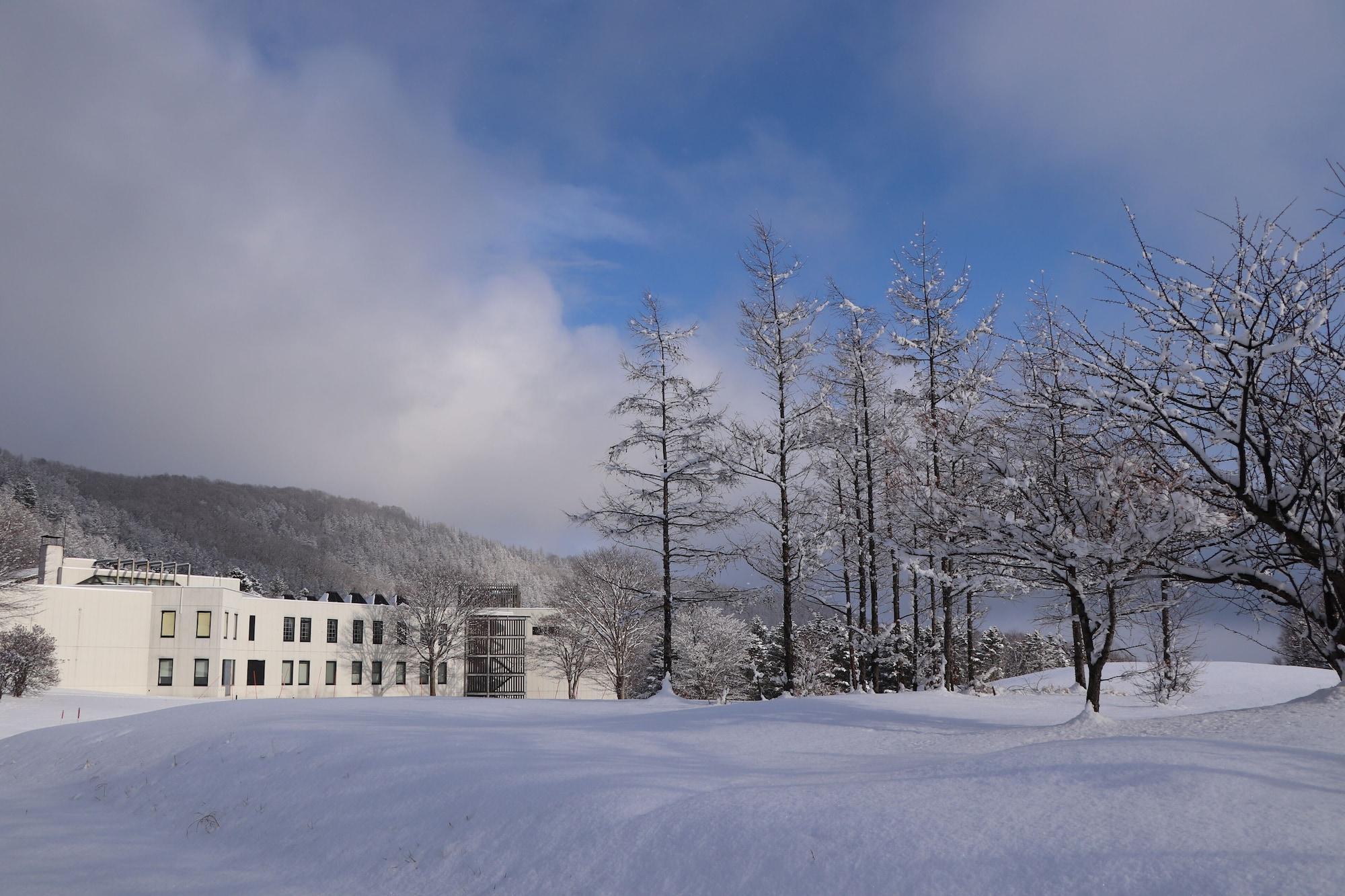 Sahoro Resort Hotel Shintoku Экстерьер фото